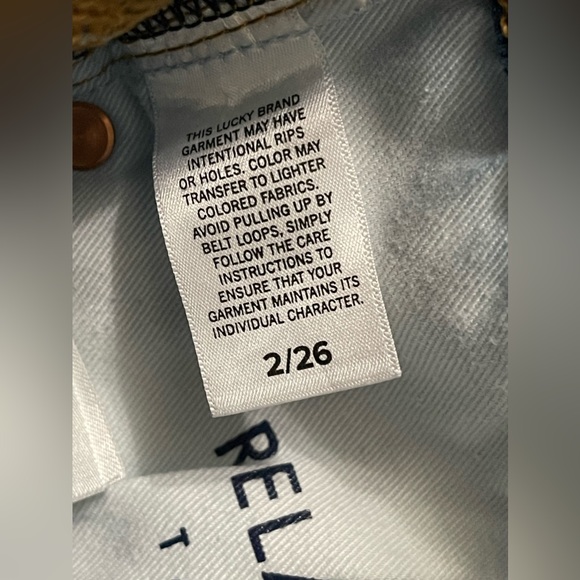 Lucky Brand Light Denim Relaxed Tapered Fit Wide Leg Jeans Size 26 - Picture 10 of 11